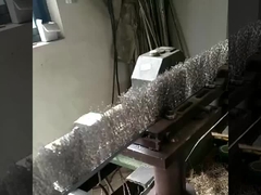 スタッドレスタイヤのローラーブラシ